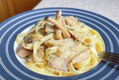 滑鸡奶油烩宽面