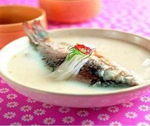 蘿卜氽鯽魚.jpg